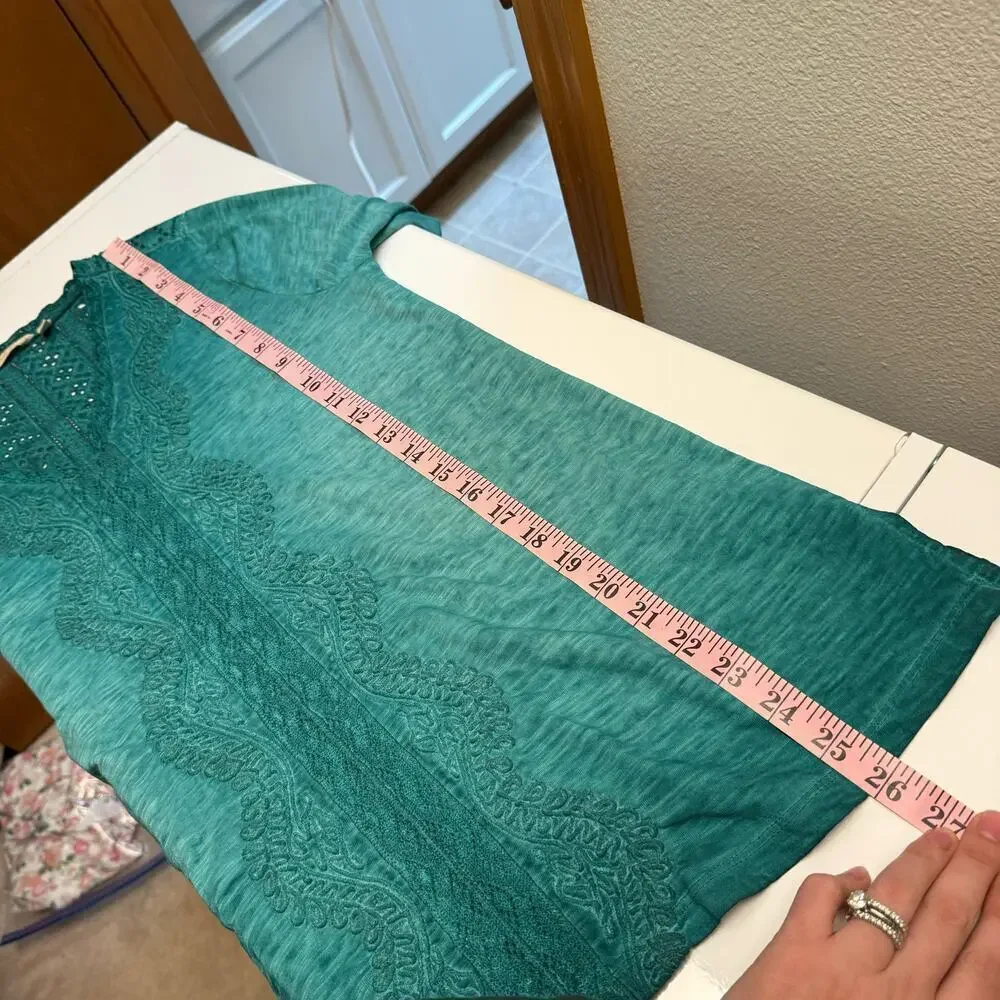 Soft Surroundings Teal Eyelet Knit Boho V-cut Quarter Sleeves Top Women's sz S - Picture 7 of 10